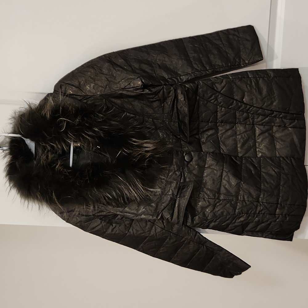 NWT Real Raccoon Dog Fur collar down Coat shiny with large removable Fur Collar